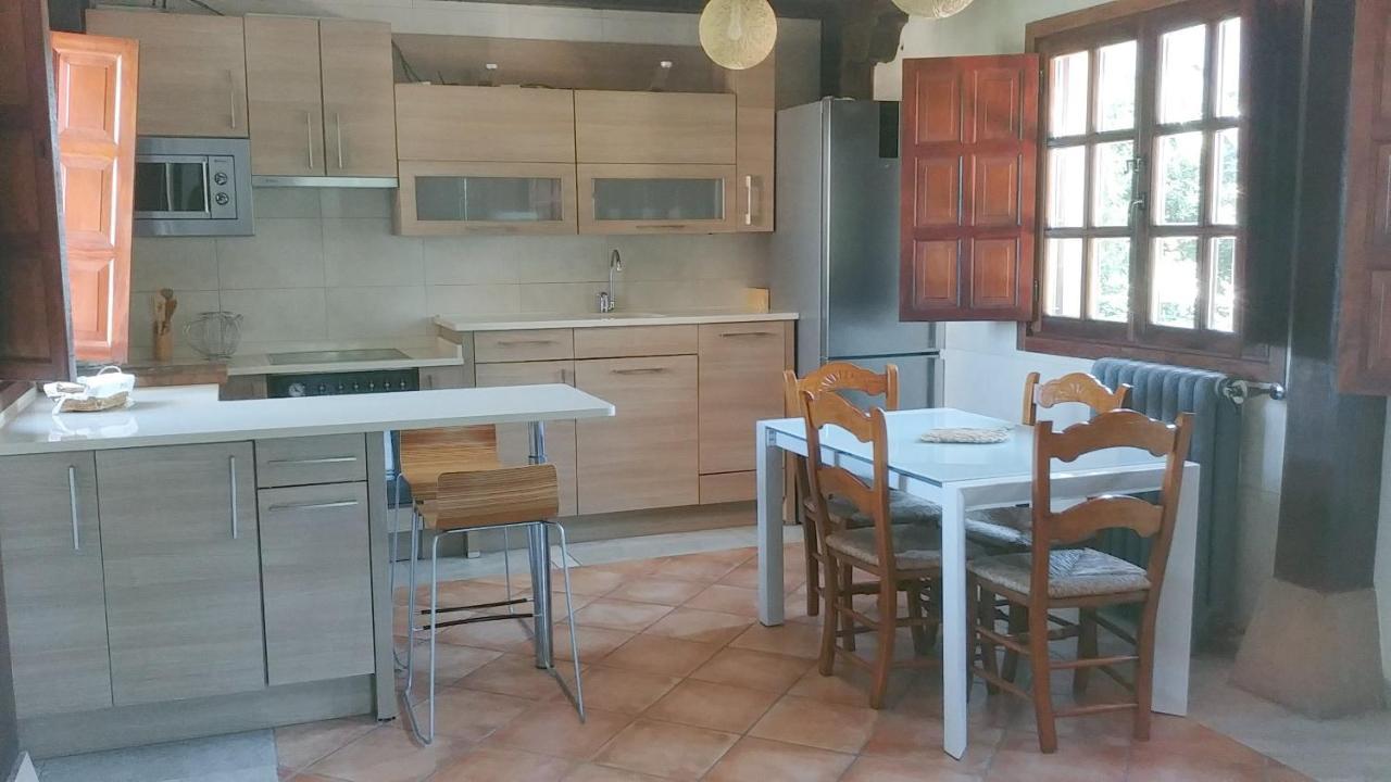 Castañedo Posada El Pozo מראה חיצוני תמונה