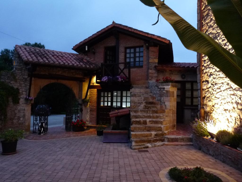Castañedo Posada El Pozo מראה חיצוני תמונה